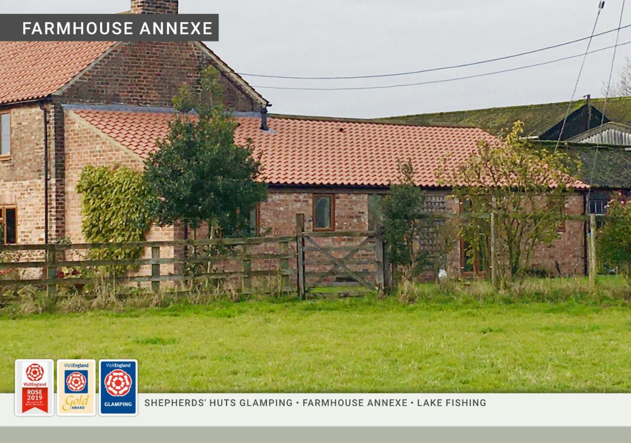 Morndyke Shepherds Huts 3*